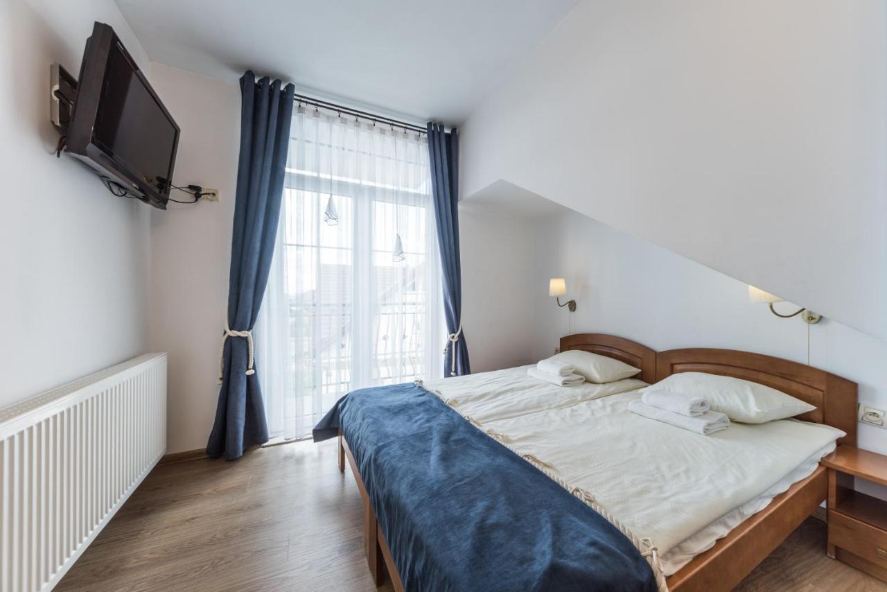 Willa Bursztynowa Rewa Bagian luar foto