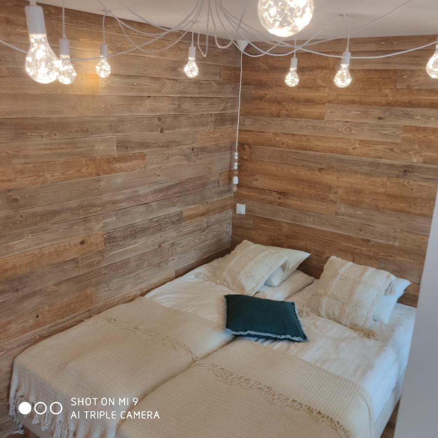 Willa Bursztynowa Rewa Bagian luar foto